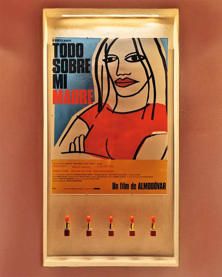 Photographie architecture interieure commerce restaurant niche alcove almodovar lipstick affiche