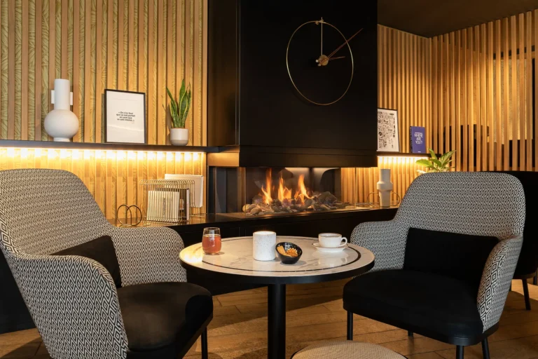 architecture commerce design bar restaurant cheminee lounge luxembourg hotel mercure armando garcia