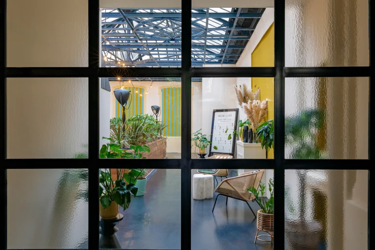 photographie architecture exterieure patio lounge terrasse verriere hotel metz mercure armando garcia