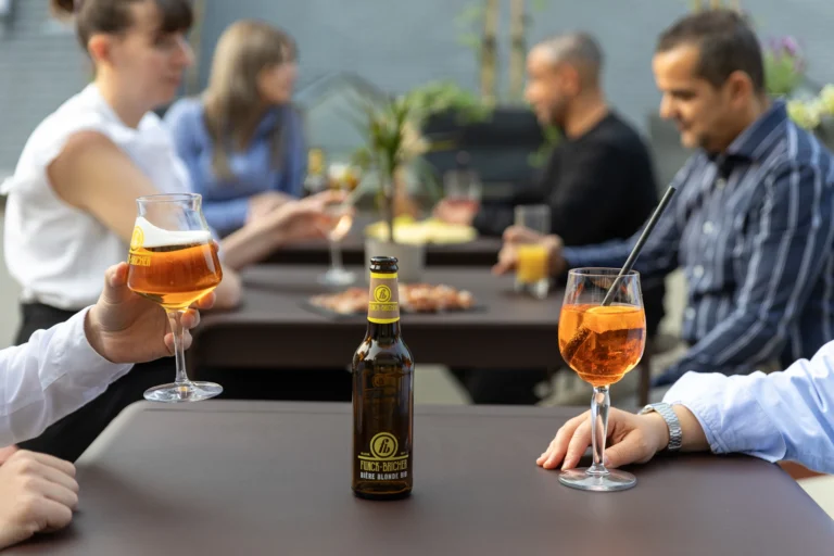 photographie terrasse after work cocktail boisson hospitality hotel mercure luxembourg armando garcia