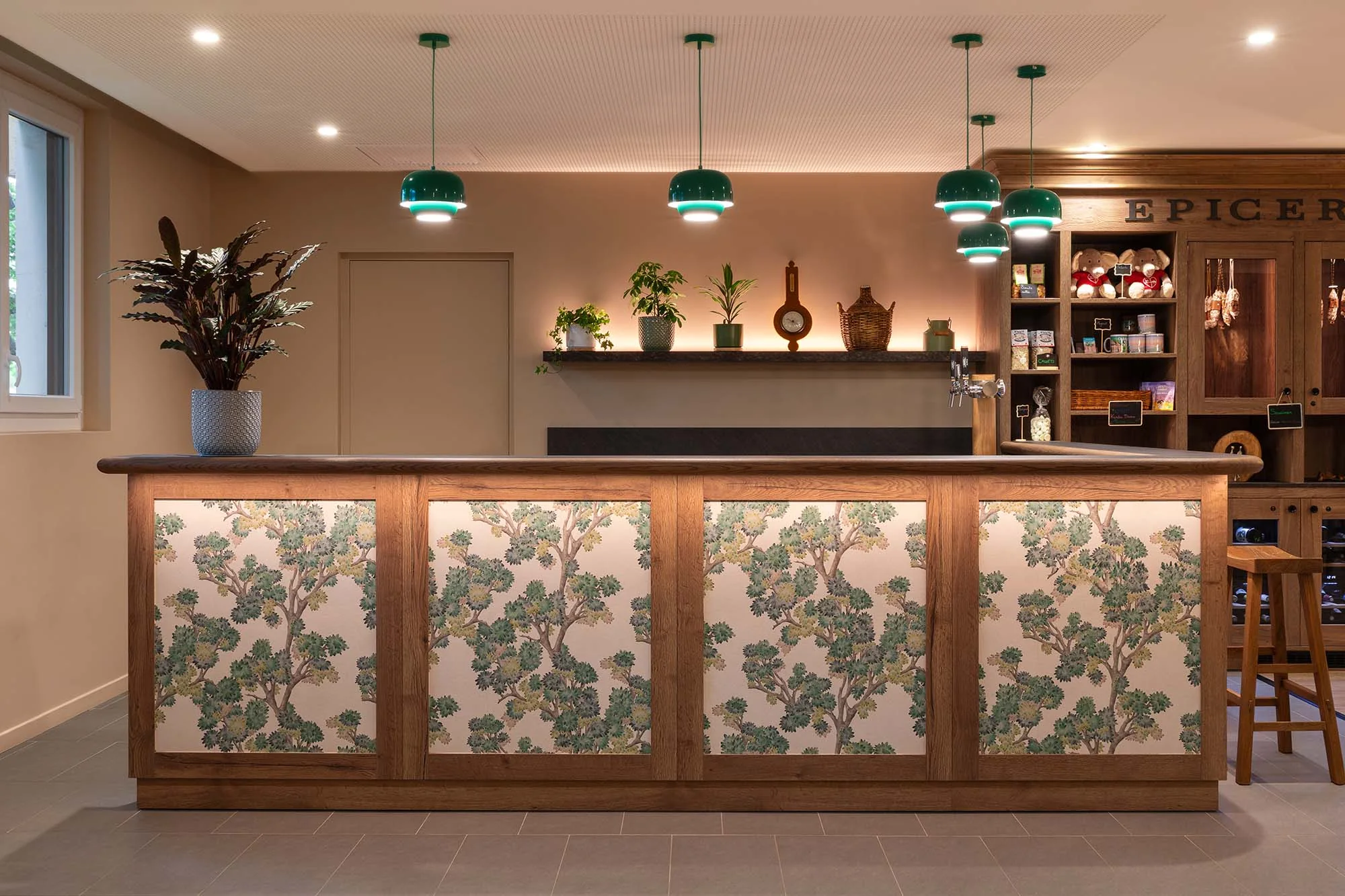 photographie architecture interieure hotel chambery refuge urbain kyriad reception comptoir epicerie armando garcia
